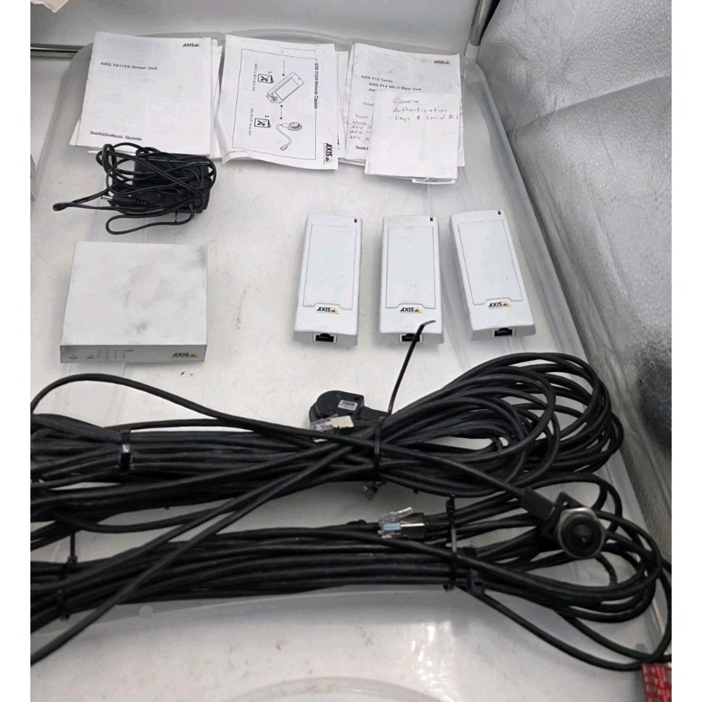 Axis D8004 Unmanaged PoE Switch + 3pc P1245 Mk II Modular Standard Camera + 3pc